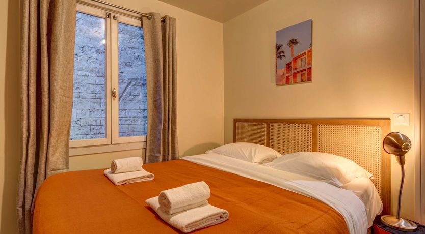 Photo of Paris Rainbow