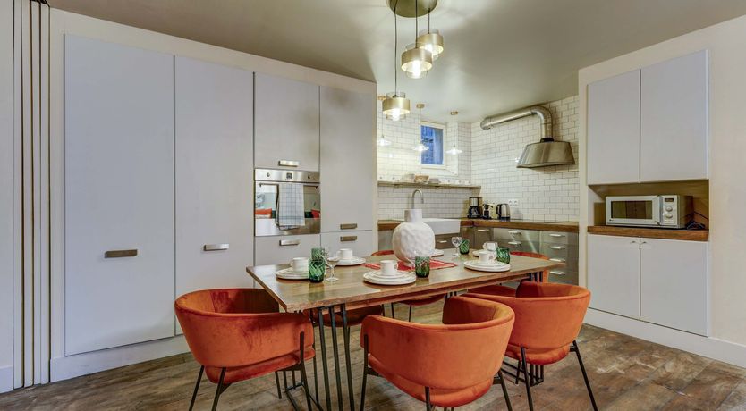 Photo of Paris Rainbow