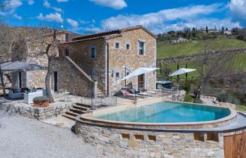 Eternal Etruscan Holiday Home