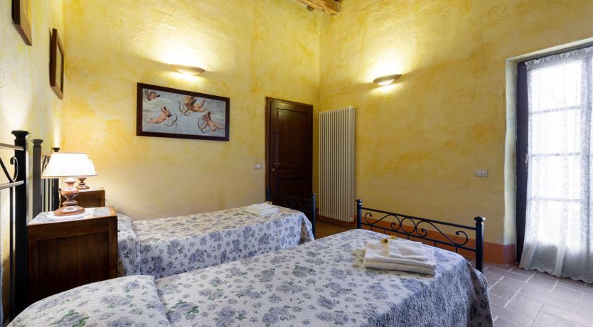 Photo of Tuscany Heart