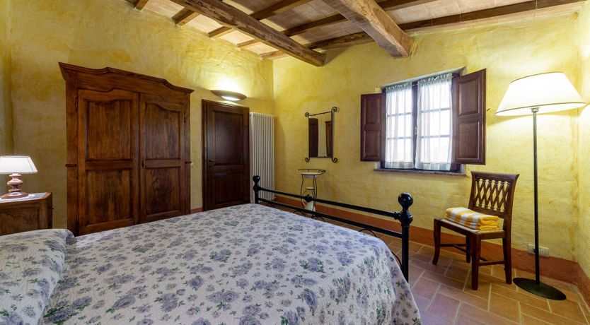 Photo of Tuscany Heart