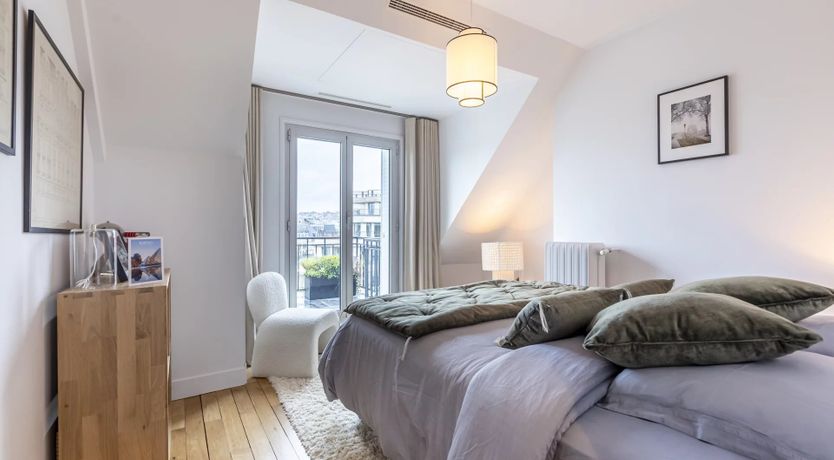 Photo of A Picture of Paris