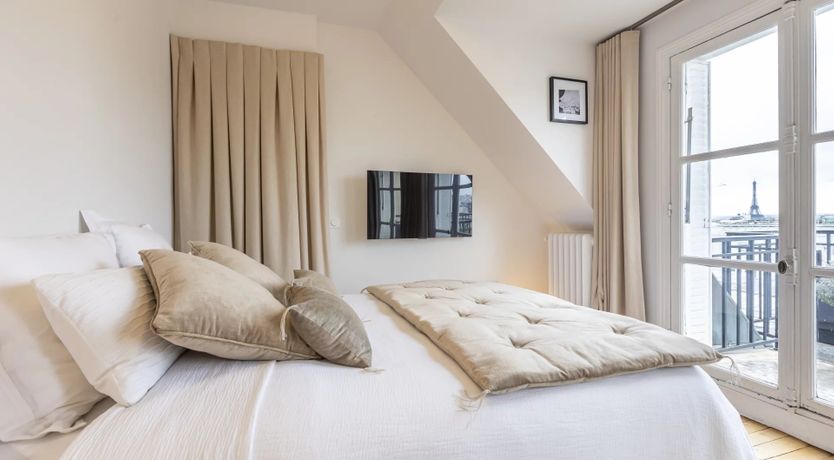 Photo of A Picture of Paris