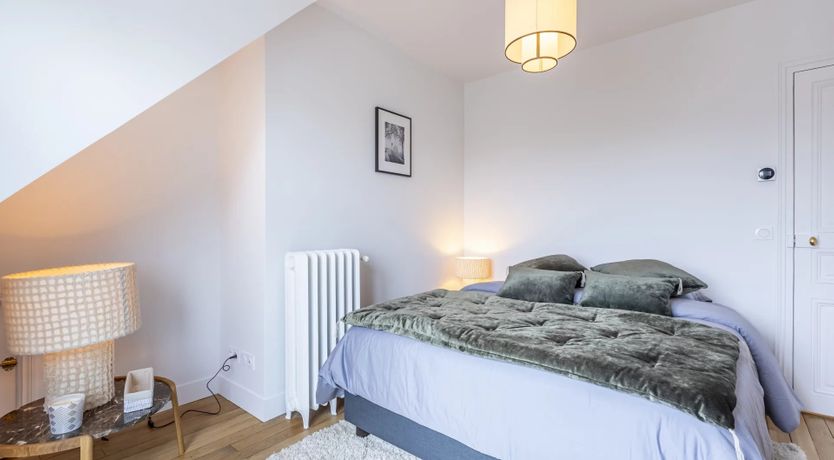 Photo of A Picture of Paris