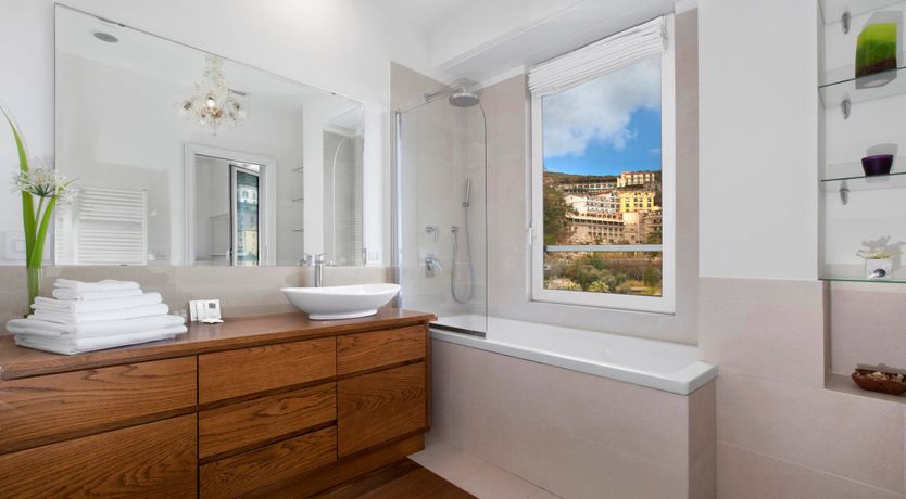 Photo of Sorrento Dream