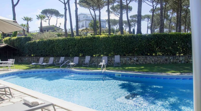 Photo of The Golden Coast