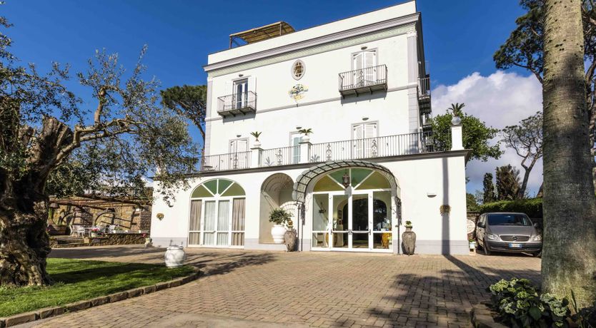 Photo of The Golden Coast