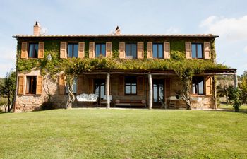 Tuscany’s Charm Holiday Home