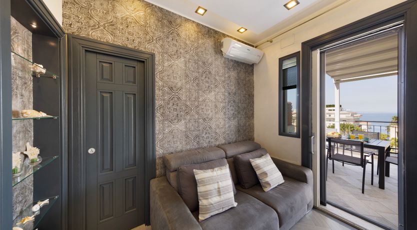 Photo of Sunny in Sorrento