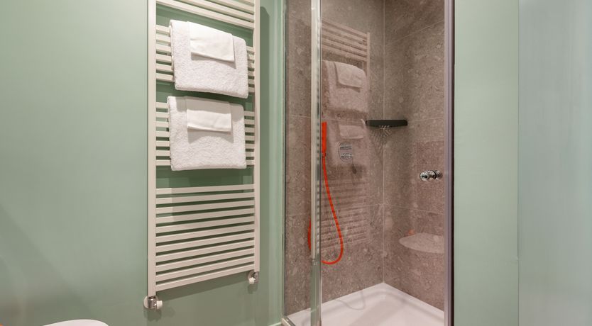 Photo of Garibaldi Gem