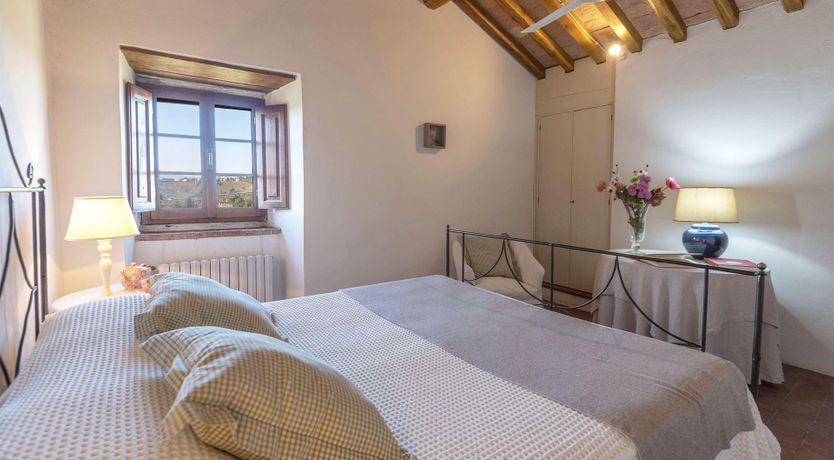 Photo of Tuscan Iris