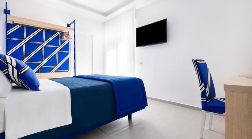 Photo of Sorrento Heart