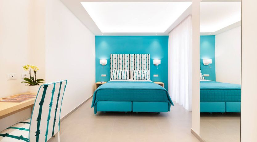 Photo of Sorrento Heart