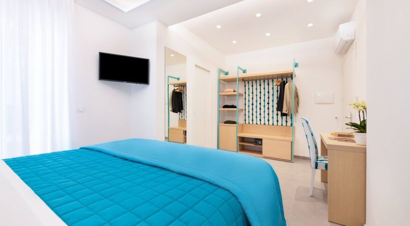 Photo of Sorrento Heart