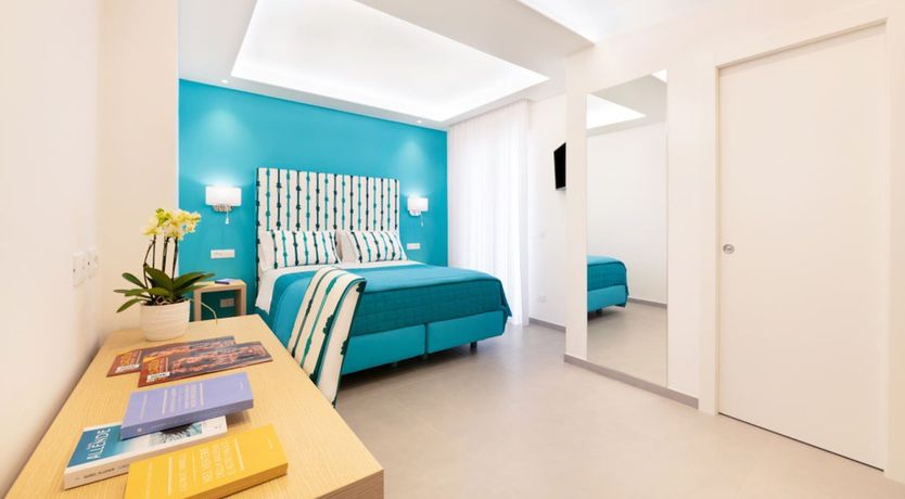 Photo of Sorrento Heart