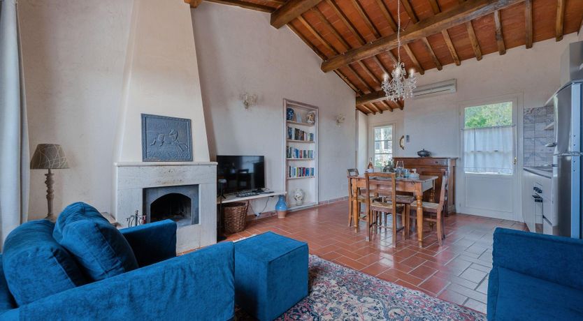 Photo of Chianti Blush