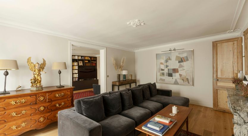 Photo of Parisian Prose