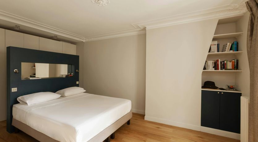 Photo of Parisian Prose