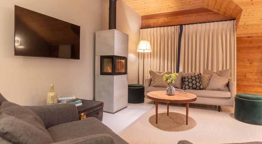 Photo of Snowy Luxury