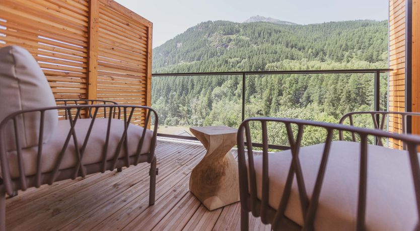 Photo of Snowy Luxury