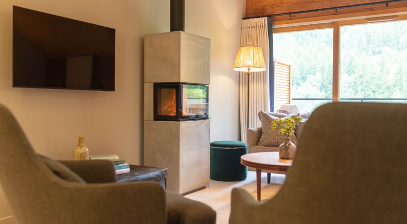 Photo of Snowy Luxury