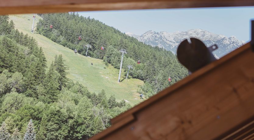 Photo of Snowy Luxury