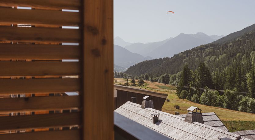 Photo of Snowy Luxury