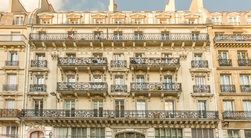 Photo of Parisian Pot of Gold