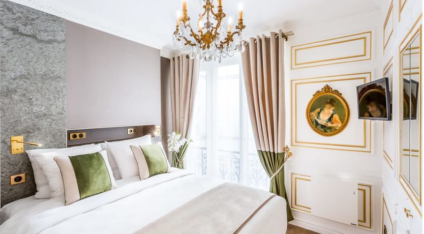 Photo of Parisian Pot of Gold