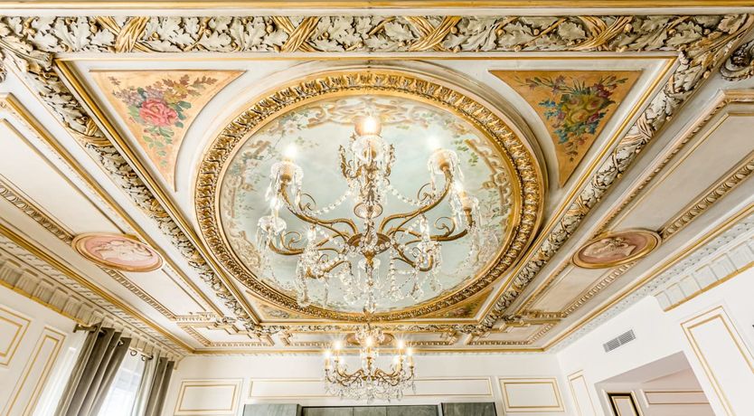 Photo of Parisian Pot of Gold