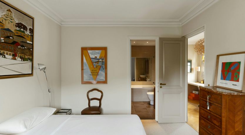 Photo of Velours Rouge