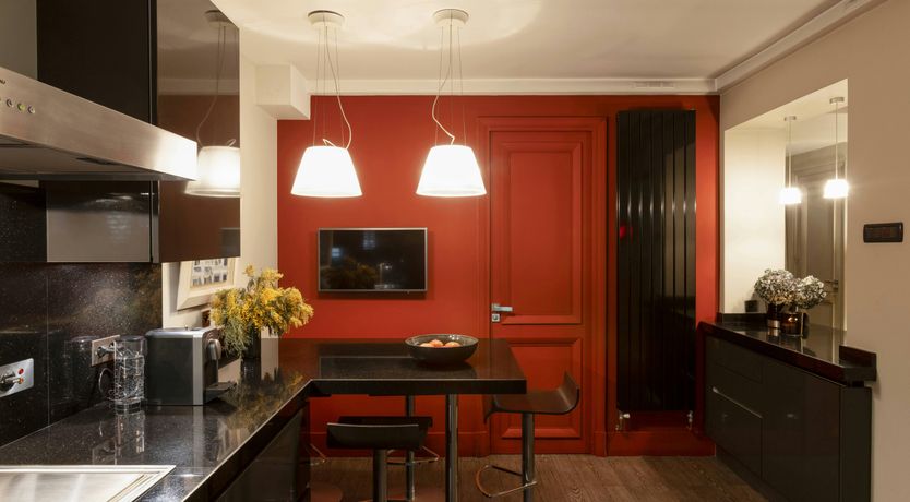 Photo of Velours Rouge