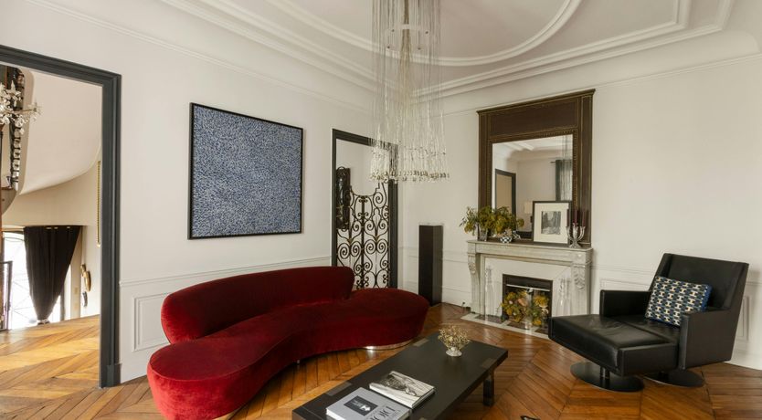 Photo of Velours Rouge