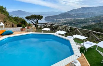 Sorrento Serenade Holiday Home