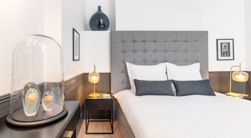 Photo of Argent & Marble