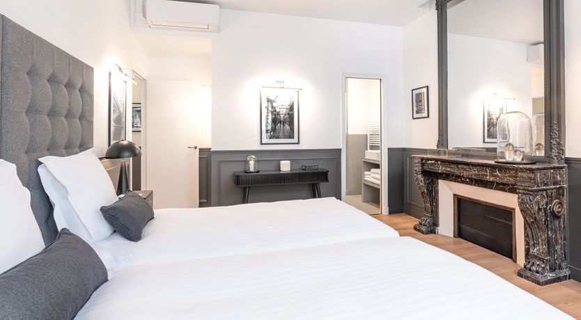 Photo of Argent & Marble