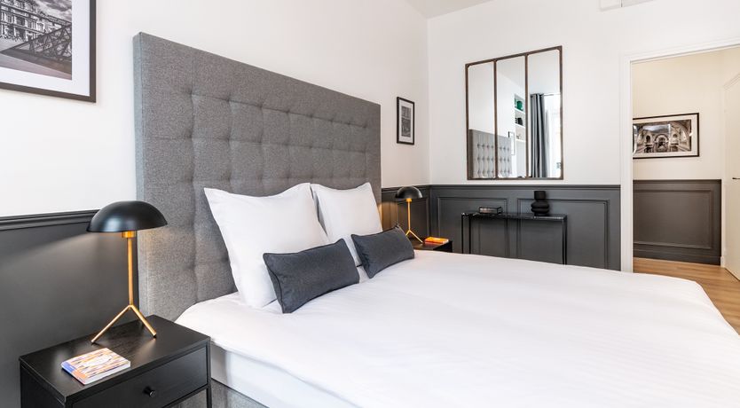 Photo of Argent & Marble