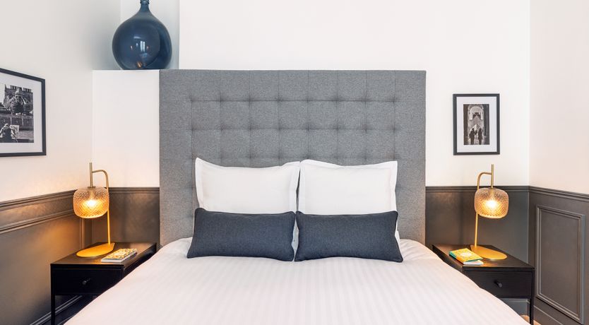 Photo of Argent & Marble