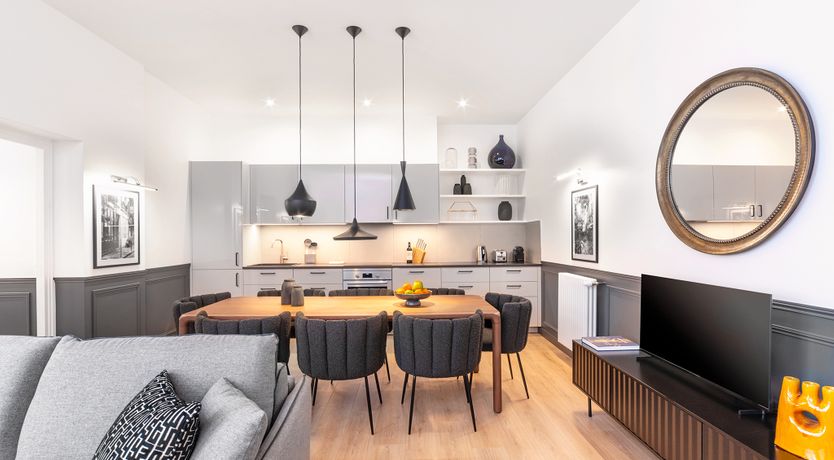 Photo of Argent & Marble