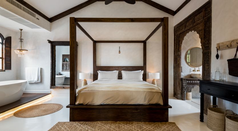 Photo of The Sea Whisper