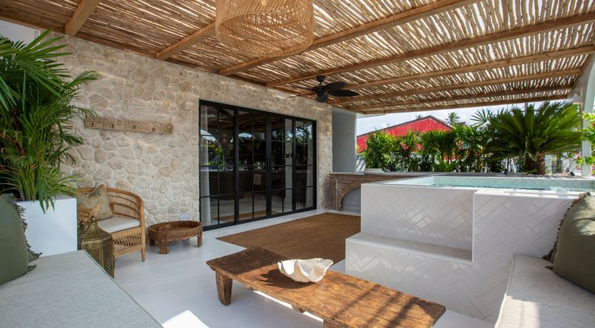 Photo of The Sea Whisper