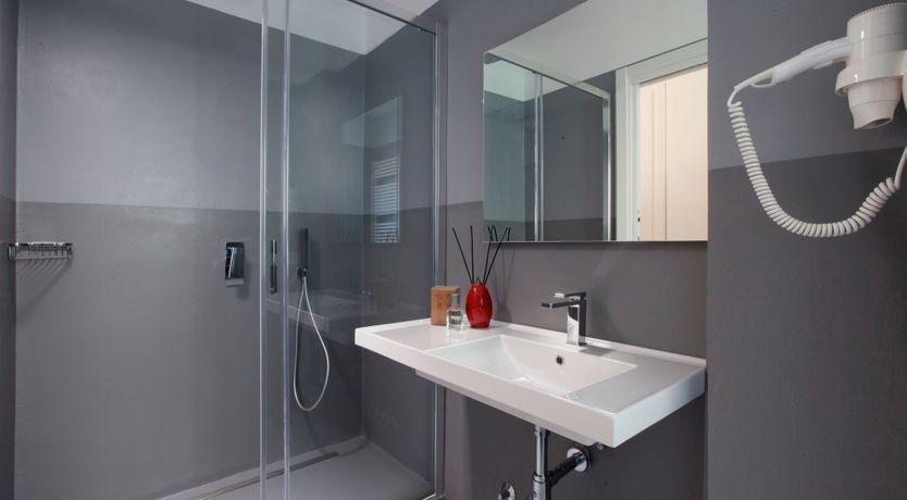 Photo of Italian Jewel