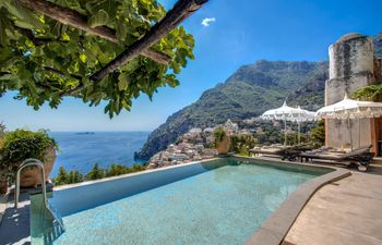 Citrus Sunshine Holiday Home