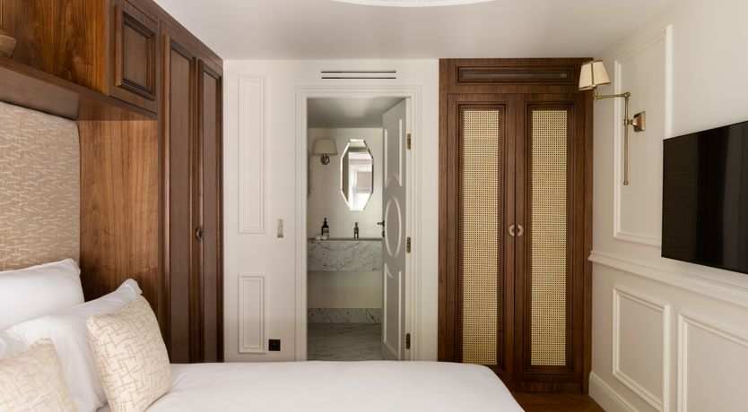 Photo of Walnut & Velvet