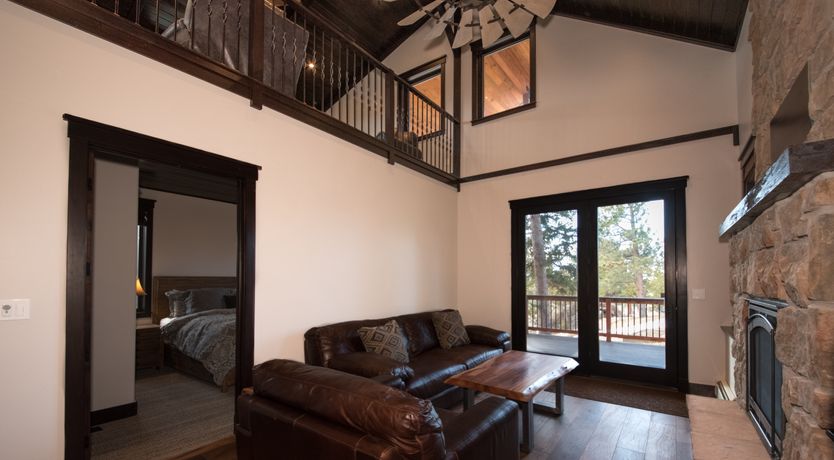 Photo of Colorado Charm