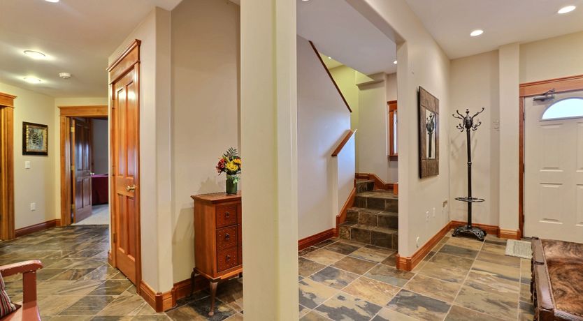 Photo of Colorado Charm