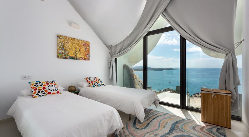 Photo of The Dragon House