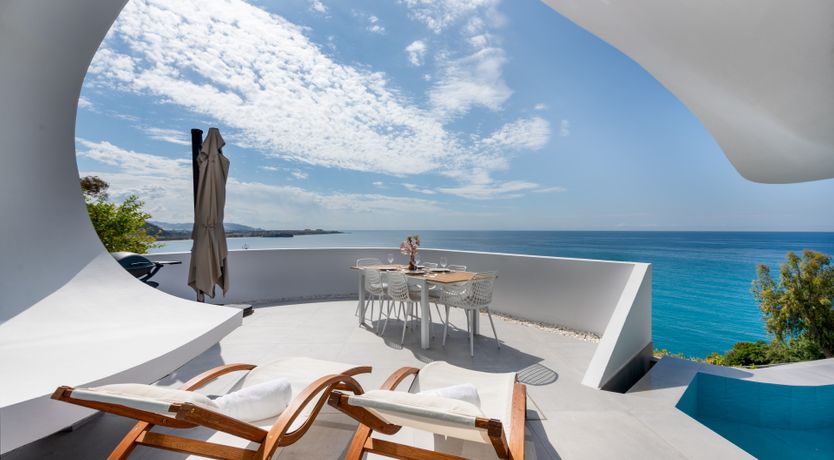 Photo of The Dragon House