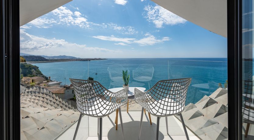 Photo of The Dragon House