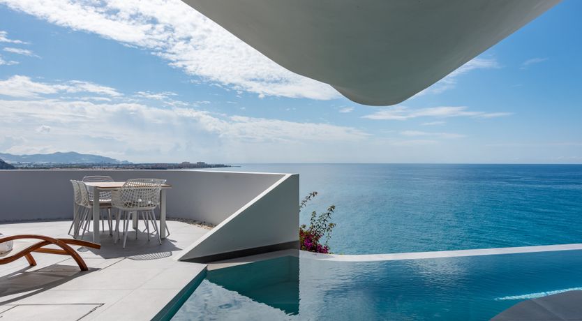 Photo of The Dragon House